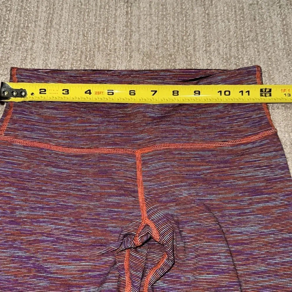 Lululemon Wunder Under Crop Leggings Luon Woman's Size 4 Wee Are from Space - Picture 4 of 8